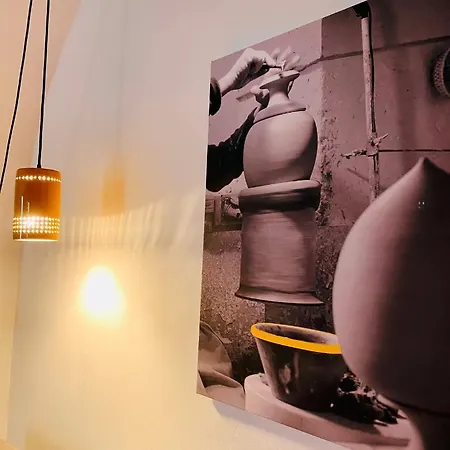 Via Caputo 51 * 格罗塔列