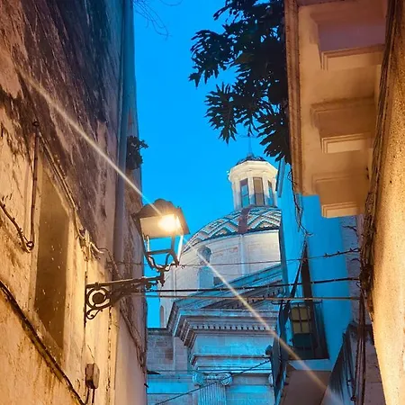 Via Caputo 51 * 格罗塔列